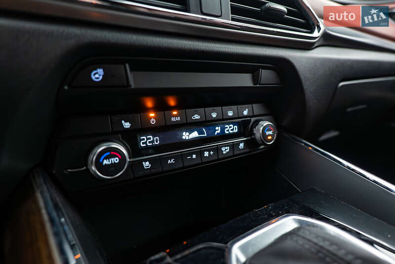 Внедорожник / Кроссовер Mazda CX-9 2019 в Киеве