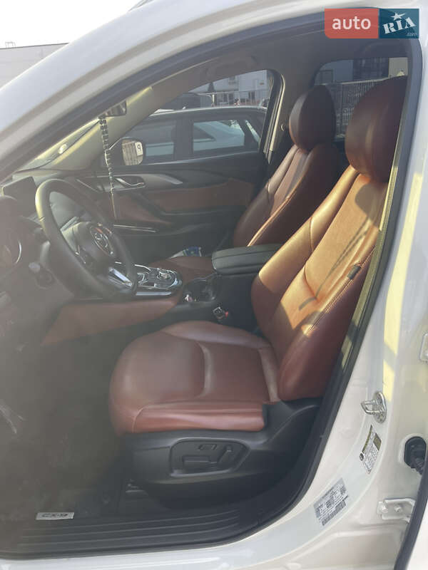Внедорожник / Кроссовер Mazda CX-9 2016 в Полтаве