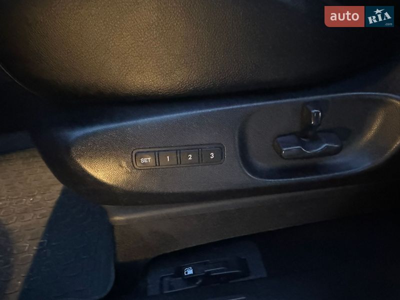 Позашляховик / Кросовер Mazda CX-9 2008 в Мукачевому