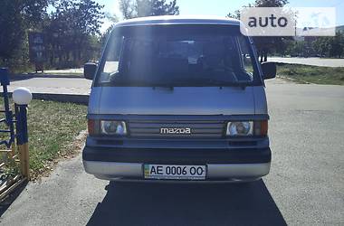 Минивэн Mazda E-series 1998 в 
