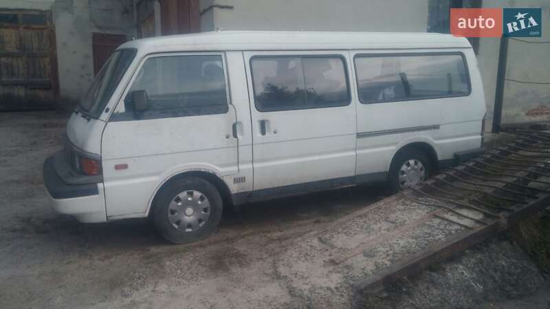 Минивэн Mazda E-series 1992 в Николаеве фото 3 Минивэн Mazda E-series 1992 в Николаеве