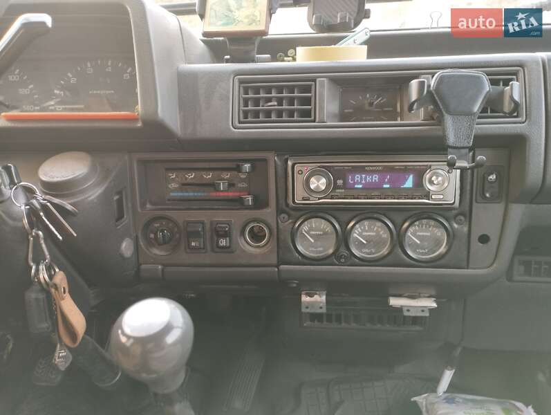 Микроавтобус Mazda E-series 1989 в Киеве фото 4 Микроавтобус Mazda E-series 1989 в Киеве