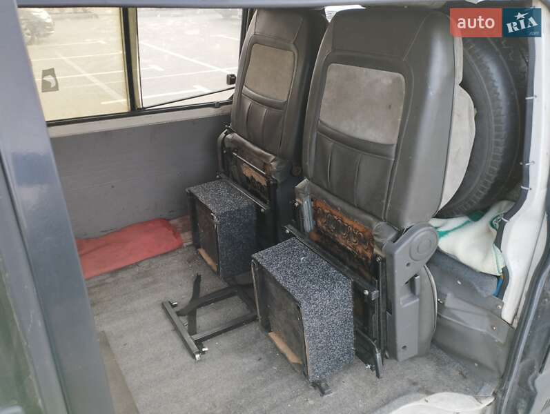 Микроавтобус Mazda E-series 1989 в Киеве фото 13 Микроавтобус Mazda E-series 1989 в Киеве