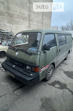 Минивэн Mazda E-series 1993 в Одессе