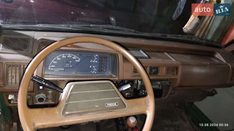 Минивэн Mazda E-series 1987 в Киеве
