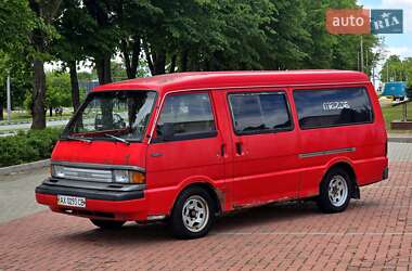 Минивэн Mazda E-series 1996 в 