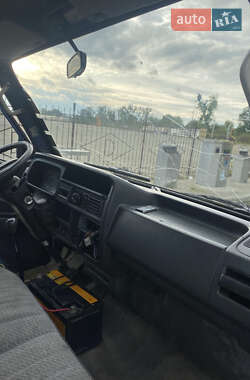 Другие автобусы Mazda E-series 1997 в 