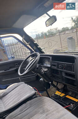 Другие автобусы Mazda E-series 1997 в 