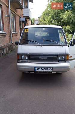 Минивэн Mazda E-series 1999 в Житомире