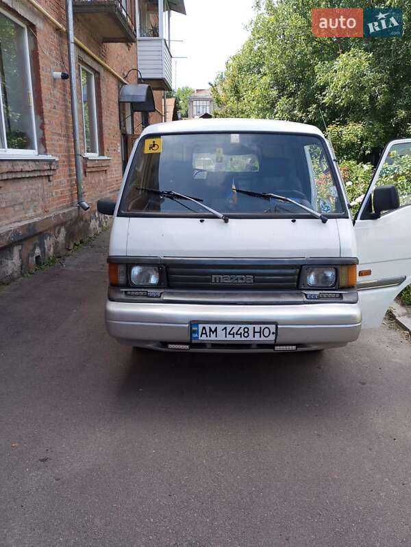 Mazda E-series 1999
