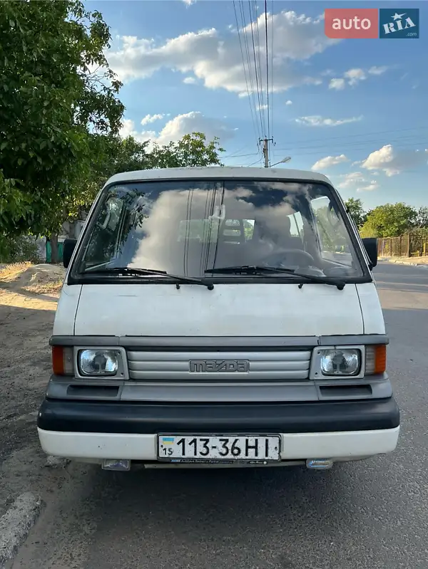 Mazda E-series 1996