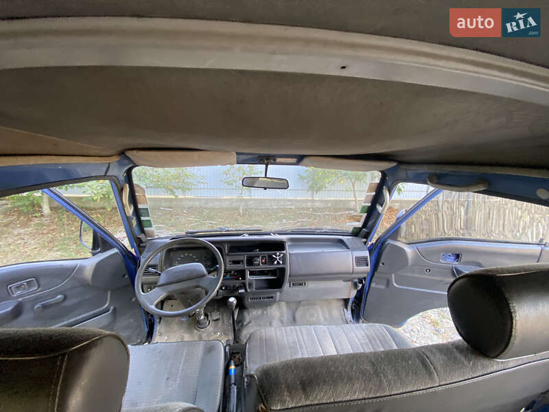 Другие автобусы Mazda E-series 1997 в Черновцах фото 11 Другие автобусы Mazda E-series 1997 в Черновцах