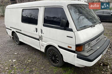 Грузовой фургон Mazda E-series 1994 в Днепре