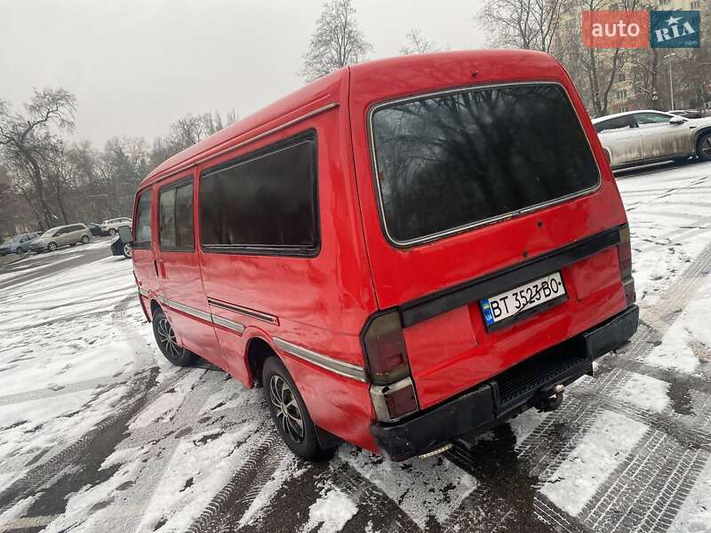 Минивэн Mazda E-series 1993 в Одессе фото 3 Минивэн Mazda E-series 1993 в Одессе