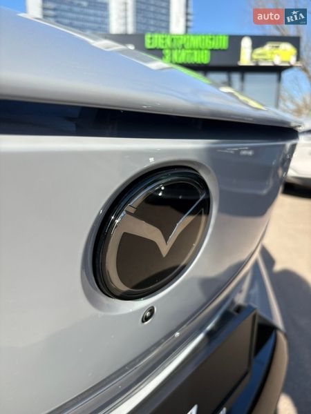 Внедорожник / Кроссовер Mazda EZ-60 2025 в Киеве