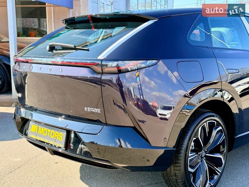 Внедорожник / Кроссовер Mazda EZ-60 2025 в Киеве