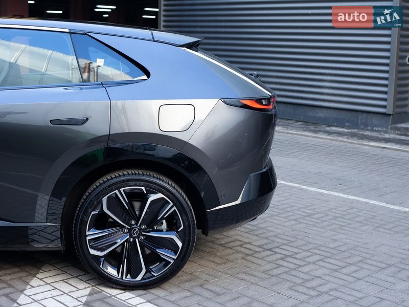 Внедорожник / Кроссовер Mazda EZ-60 2025 в Киеве