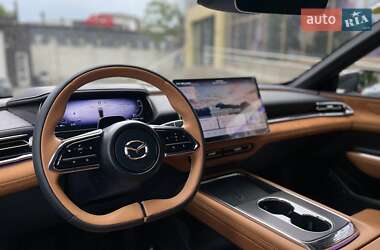 Седан Mazda EZ-6 2025 в 