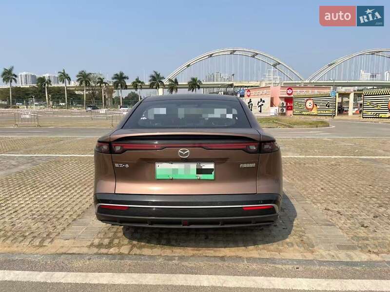 Седан Mazda EZ-6 2024 в Днепре