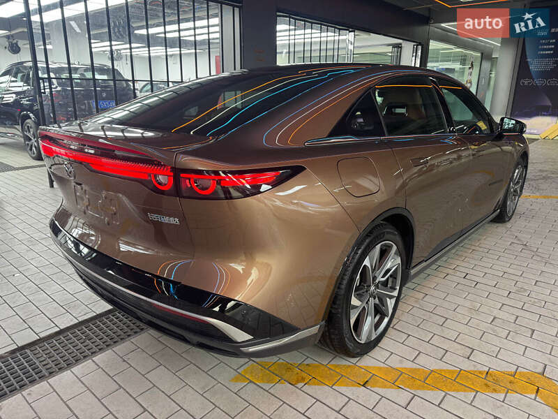 Седан Mazda EZ-6 2024 в Львове фото 6 Седан Mazda EZ-6 2024 в Львове