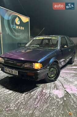 Хэтчбек Mazda Familia 1987 в Одессе