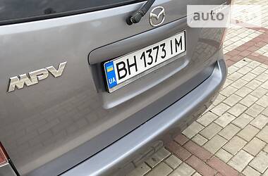 Мінівен Mazda MPV 2004 в 