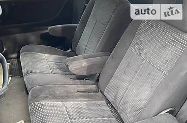 Мінівен Mazda MPV 2004 в 