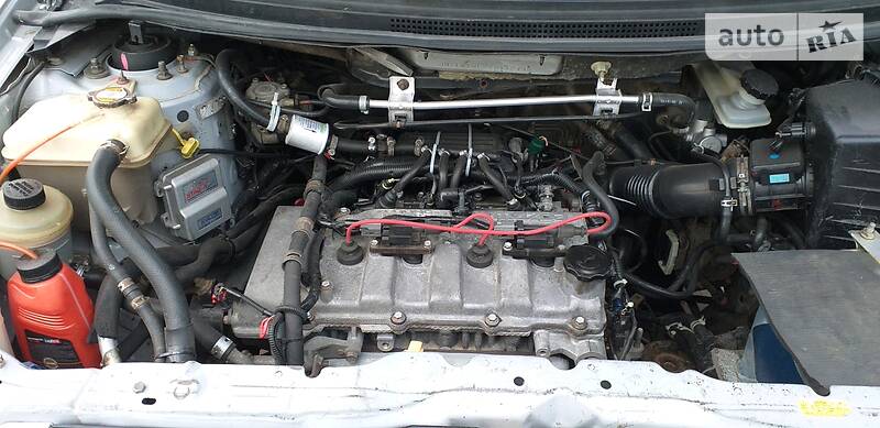 Мінівен Mazda MPV 2002 в Шостці