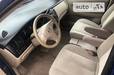 Минивэн Mazda MPV 2004 в 