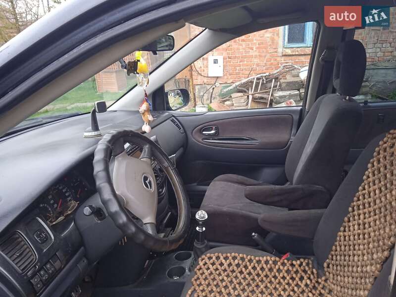 Минивэн Mazda MPV 2002 в Стрые