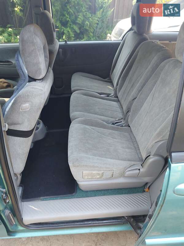 Минивэн Mazda MPV 1999 в Харькове