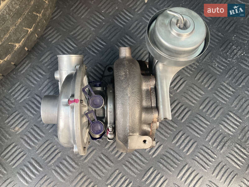 Минивэн Mazda MPV 2004 в Владимире