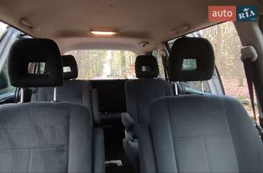 Минивэн Mazda MPV 2004 в 