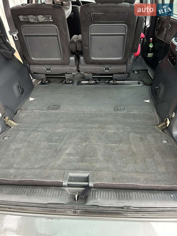 Минивэн Mazda MPV 2003 в Хмельницком