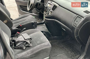 Мінівен Mazda MPV 2004 в 