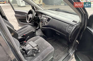 Мінівен Mazda MPV 2004 в 