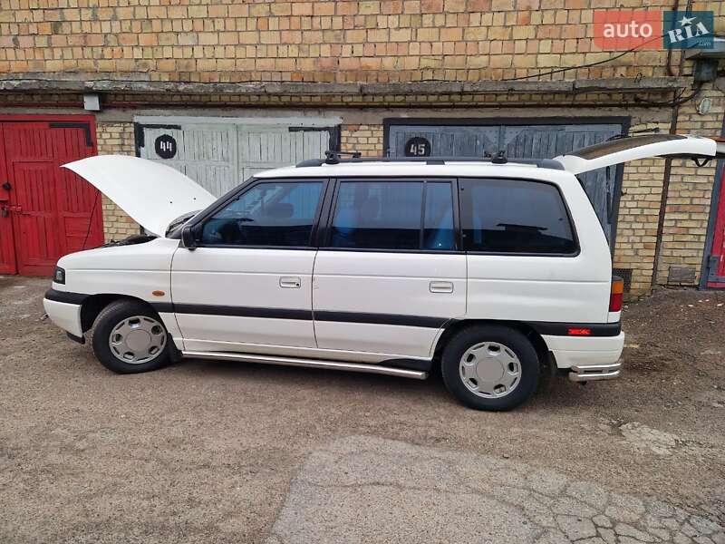 Минивэн Mazda MPV 1996 в Киеве