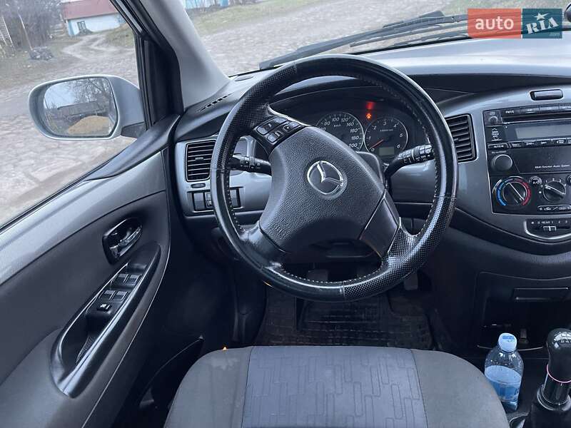 Минивэн Mazda MPV 2004 в Умани