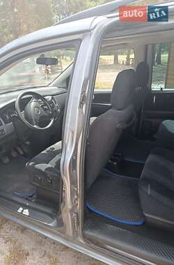 Минивэн Mazda MPV 2005 в Ратным