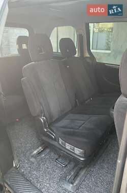 Минивэн Mazda MPV 2004 в 