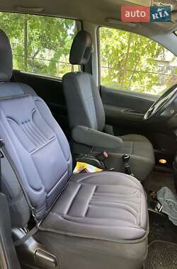 Минивэн Mazda MPV 2004 в Терновке