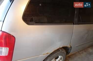 Мінівен Mazda MPV 2002 в 