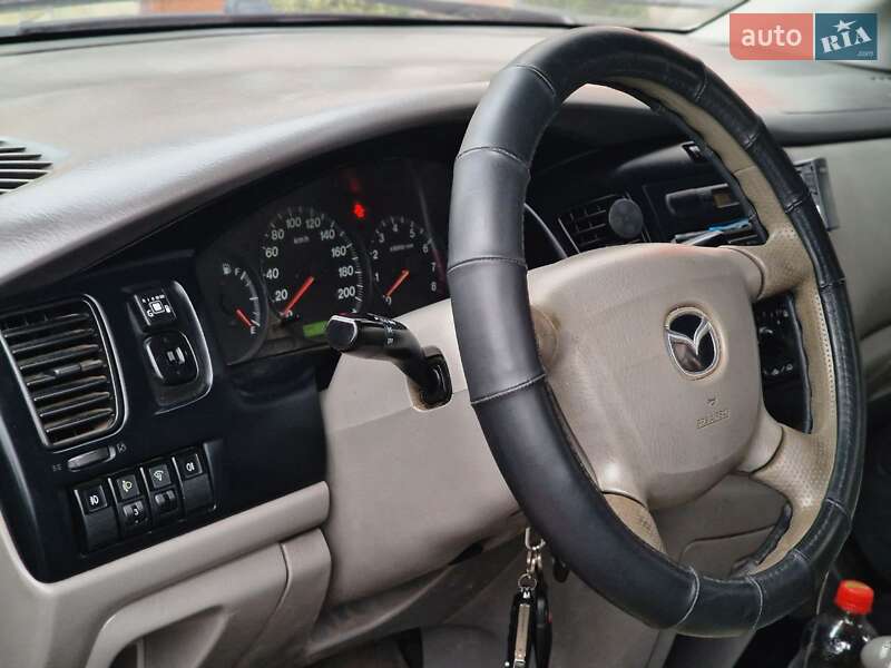 Минивэн Mazda MPV 2002 в Стрые