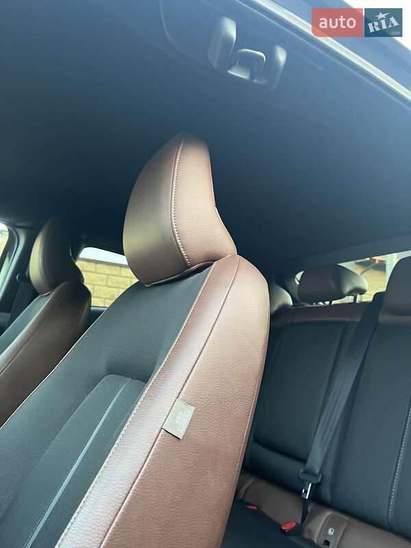 Позашляховик / Кросовер Mazda MX-30 2020 в Володимирі