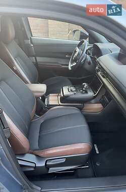 Внедорожник / Кроссовер Mazda MX-30 2020 в Владимире