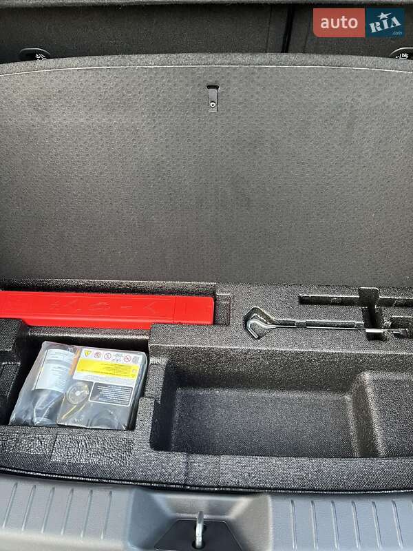 Позашляховик / Кросовер Mazda MX-30 2020 в Володимирі