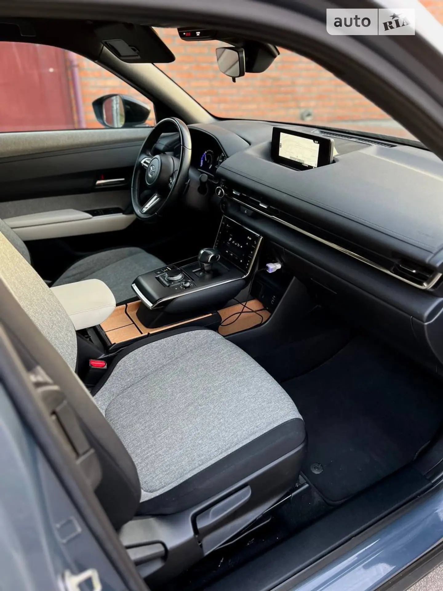 2021 Mazda MX-30 - мініатюра 3
