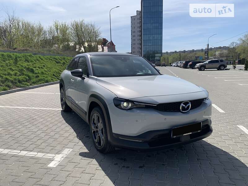 Внедорожник / Кроссовер Mazda MX-30 2020 в Тернополе