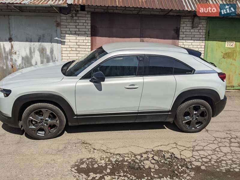 Внедорожник / Кроссовер Mazda MX-30 2020 в Львове