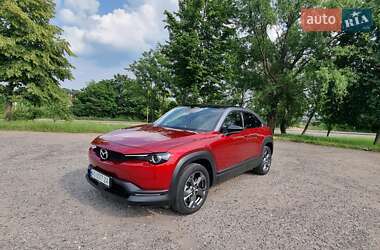 Внедорожник / Кроссовер Mazda MX-30 2020 в 